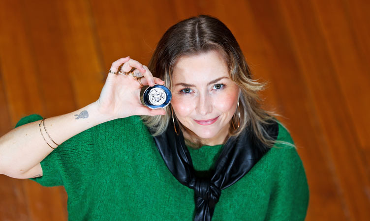 Artist with winning medal